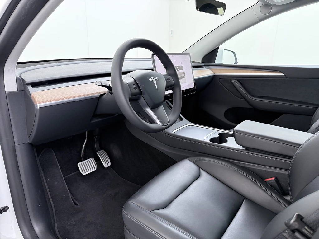 Tesla Model Y – foto 13