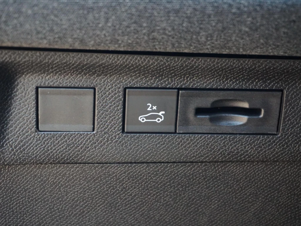 Opel Grandland – foto 16