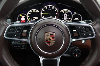 Porsche Cayenne – thumbnail 36