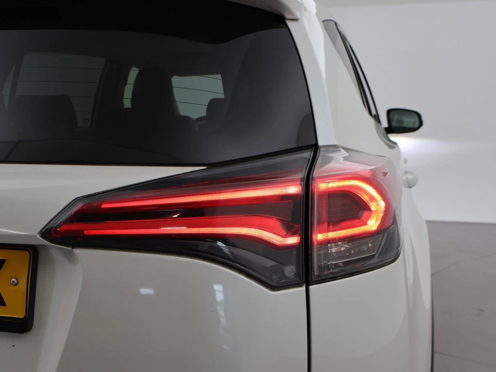 Toyota RAV4 – foto 17