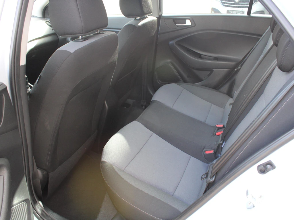 Hyundai i20 – foto 14