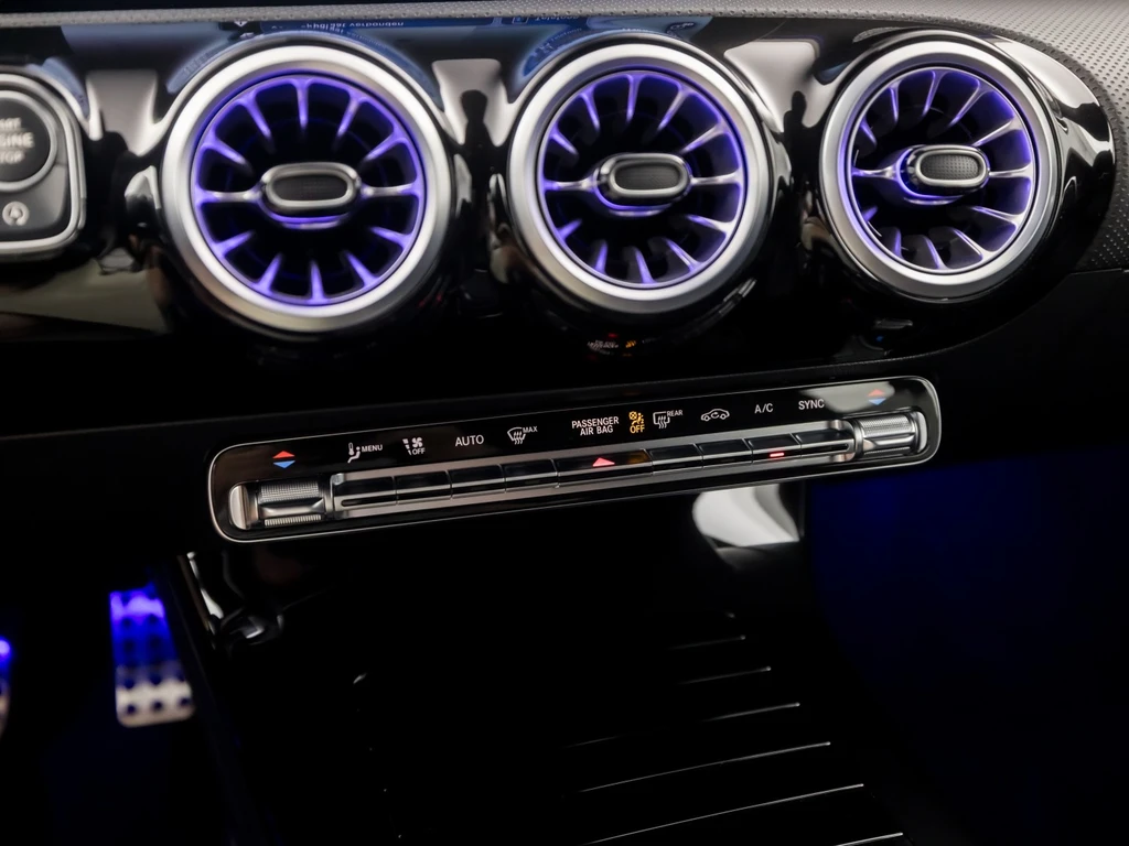 Mercedes-Benz CLA – foto 10