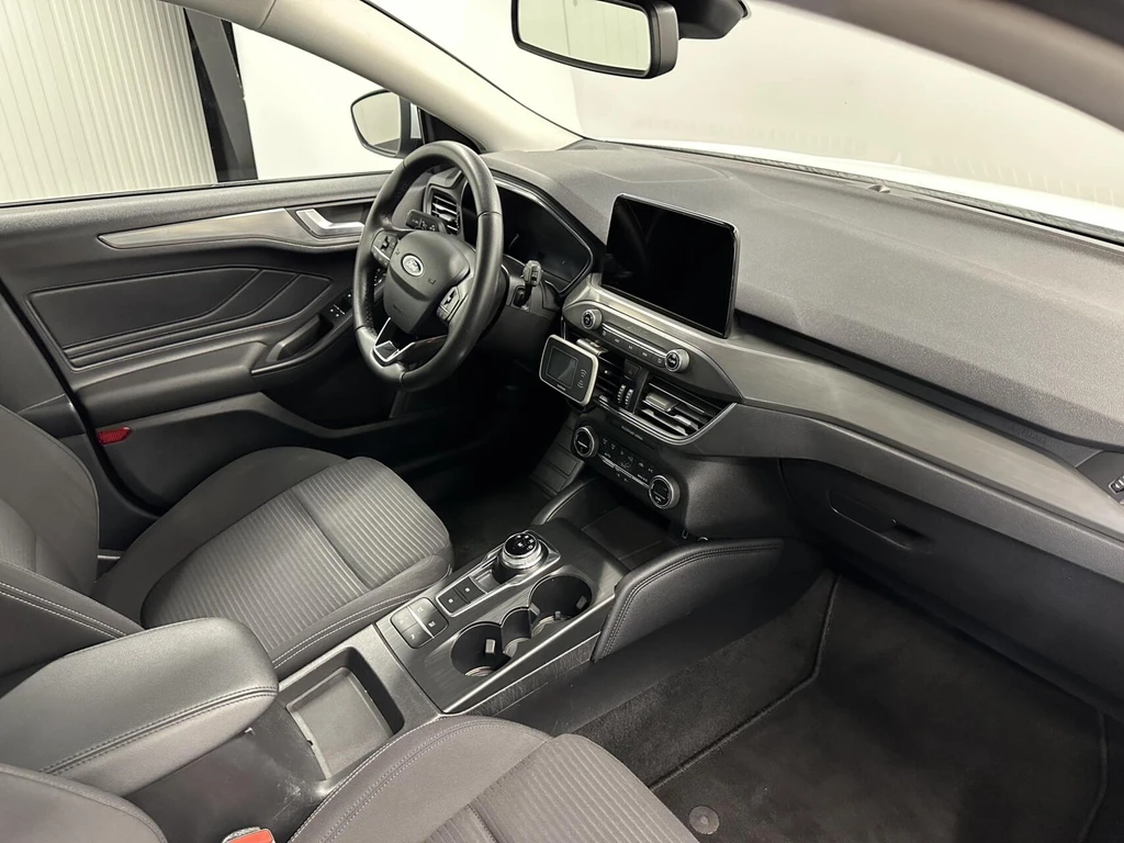 Ford Focus – foto 11