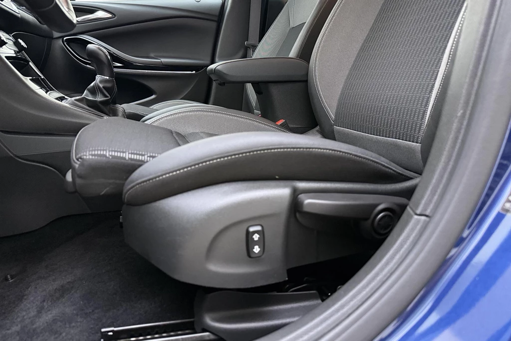 Opel Astra – foto 18