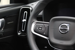 Volvo XC40 – thumbnail 40