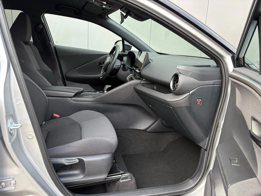 Toyota C-HR – foto 11