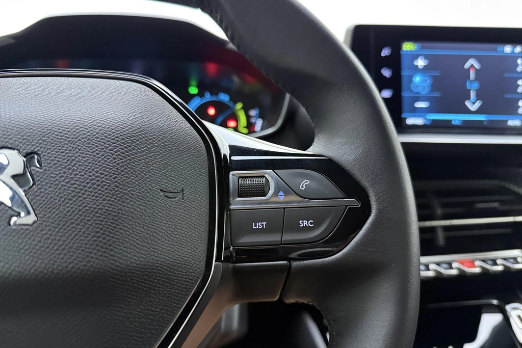 Peugeot e-2008 – foto 18