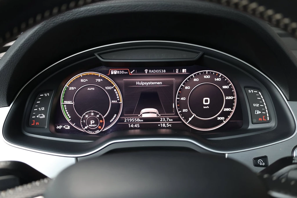 Audi Q7 – foto 10