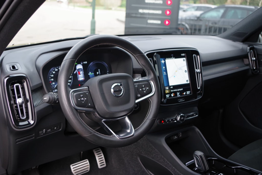 Volvo XC40 – foto 10