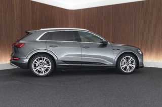 Audi e-tron – thumbnail 5