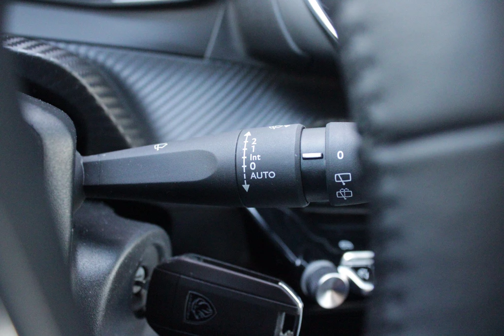 Peugeot 208 – foto 35