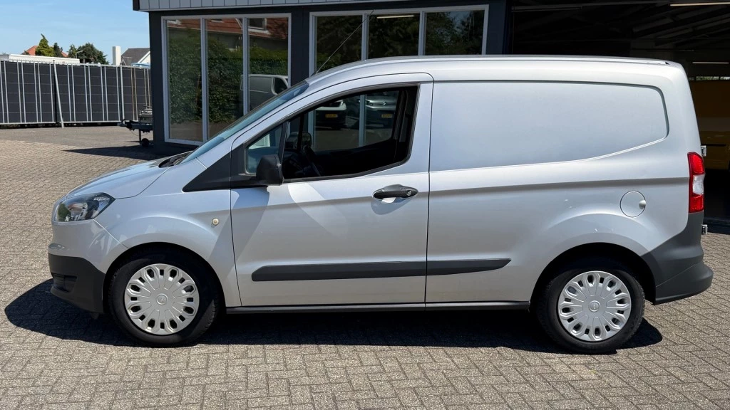 Ford Transit Courier – foto 2