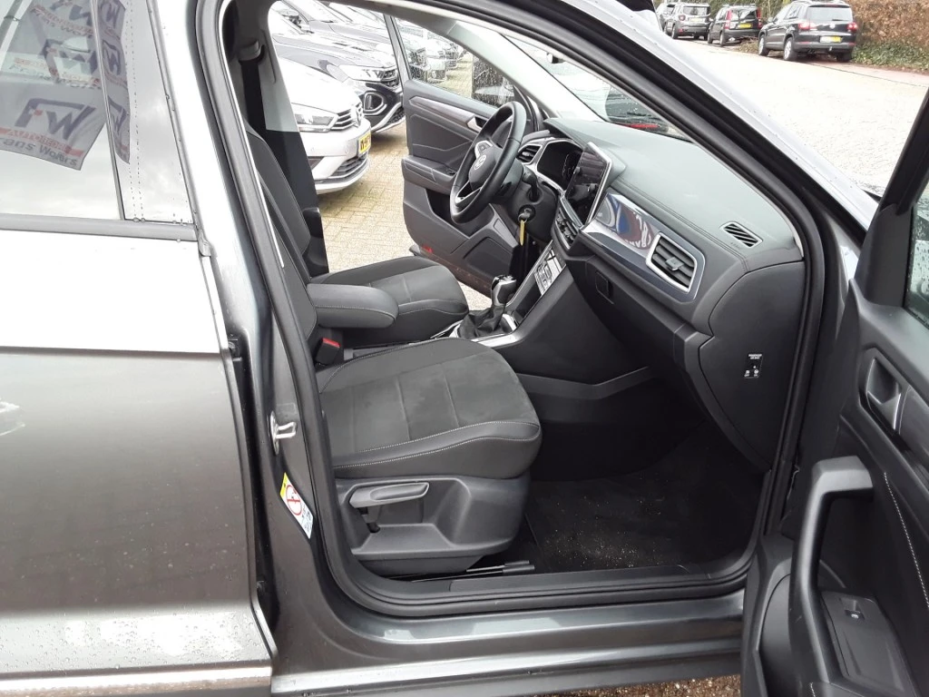 Volkswagen T-Roc – foto 13