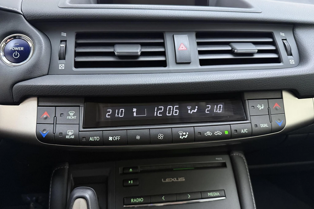 Lexus CT – foto 24