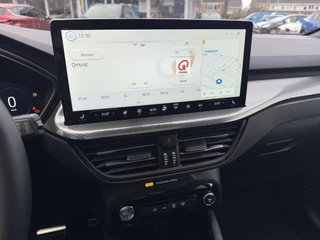 Ford Kuga – thumbnail 26