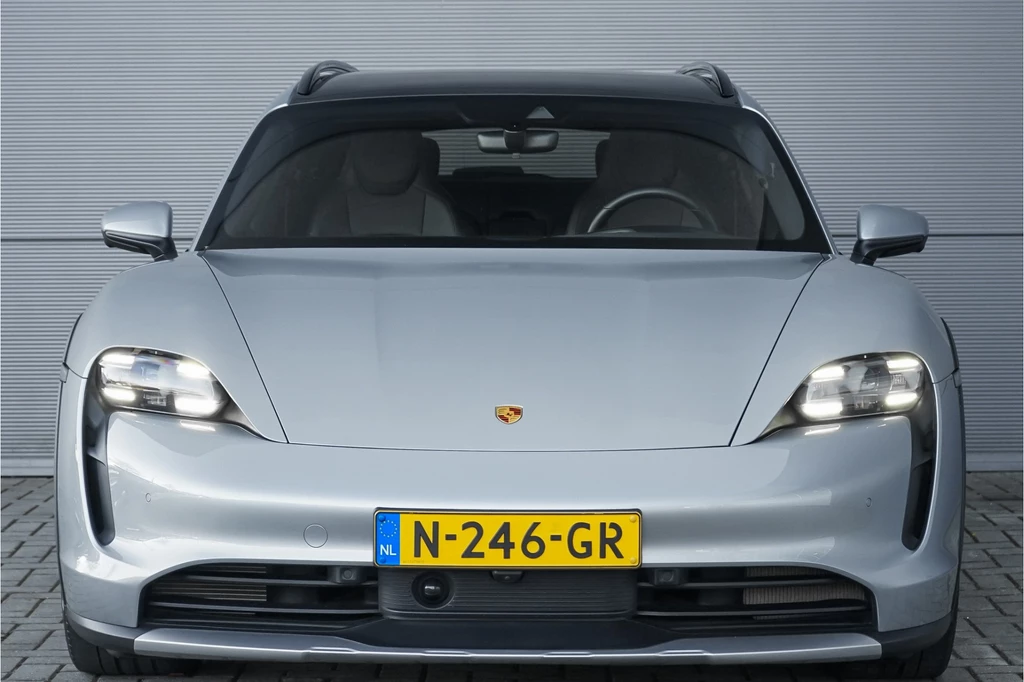 Porsche Taycan – foto 7