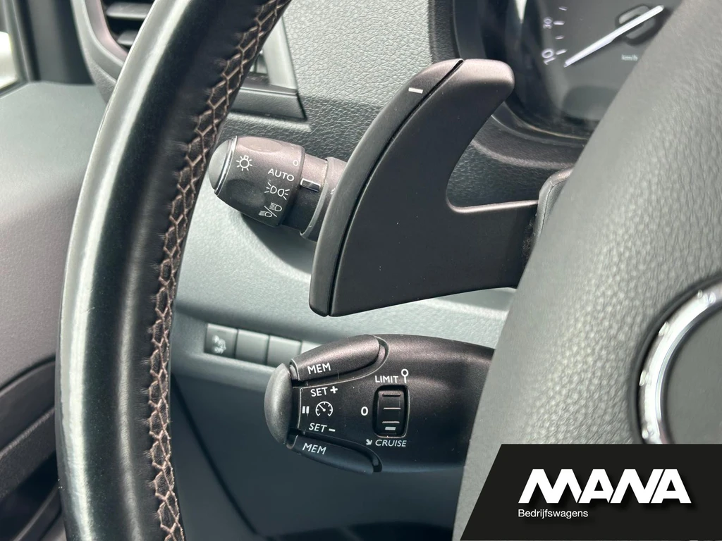 Opel Vivaro – foto 10