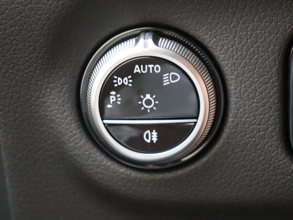 Mercedes-Benz EQE – foto 24