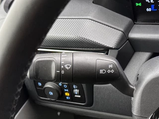 Ford Transit Custom – thumbnail 28