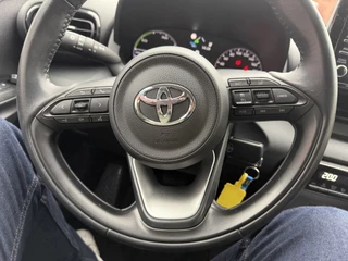 Toyota Yaris – thumbnail 26