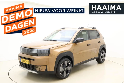 Fiat Grande Panda La Prima 11 kW 44 kWh | Nvigatie | Climate control | Camera | Stoel & Stuurverwarming | NIEUW MODEL | DEMO | Dakrails | Hoge instap