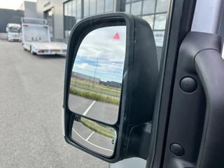 Mercedes-Benz eSprinter – thumbnail 13