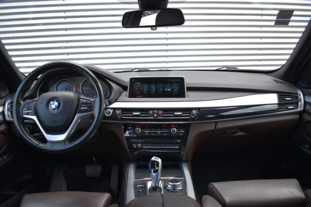 BMW X5 – foto 25