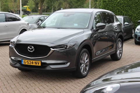 Mazda CX-5 2.0 SkyActiv-G 165 Luxury / Trekhaak / 360Camera / Head-up / Leder / Bose / Keyless / 19'' / Dodehoek / Navigatie / DAB / Stoelventilatie+Verwarming / Cruise Control