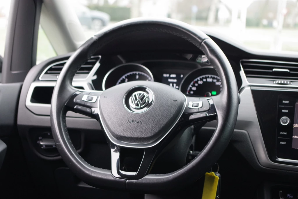 Volkswagen Touran – foto 20