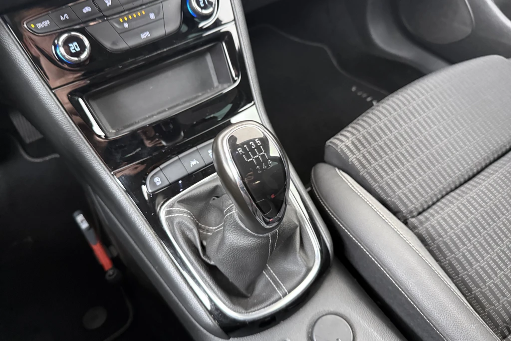 Opel Astra – foto 28
