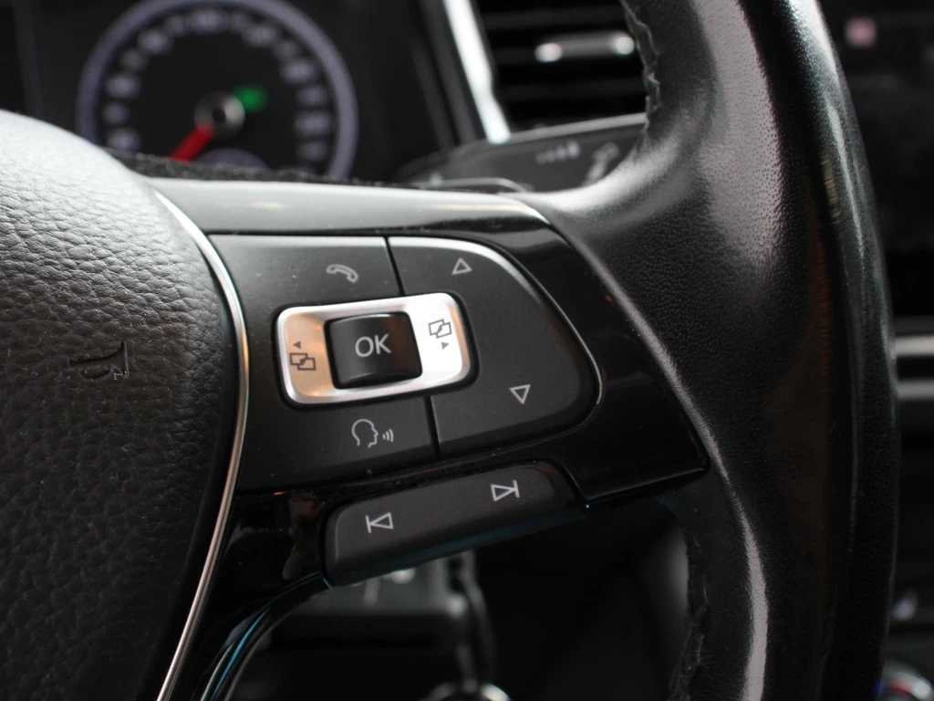 Volkswagen T-Roc – foto 17
