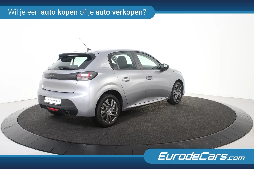 Peugeot 208 – foto 11