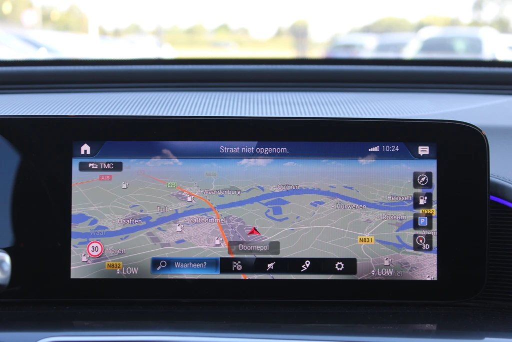 Mercedes-Benz EQC – foto 18