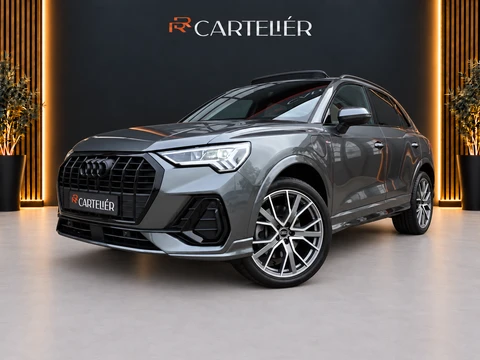 Audi Q3 45 TFSI S-Line Quattro 245PK | Pano | Digital Dash | Ambient+ | Keyless | Camera |Electric Seat | Carplay | Afgevlakt Stuur | 20'' | Stoelverwarming | Adaptive | Matrix Led | Alcantara | Half Leder | Trekhaak | Lane Assist | Dodehoek Detectie
