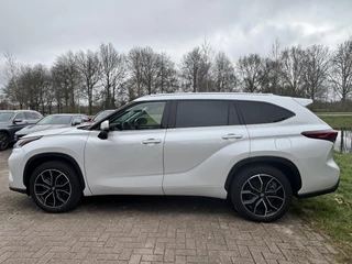 Toyota Highlander – thumbnail 2