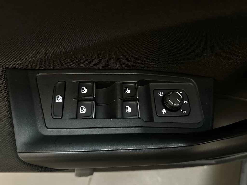Volkswagen T-Roc – foto 21