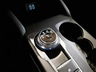 Ford Kuga – thumbnail 8