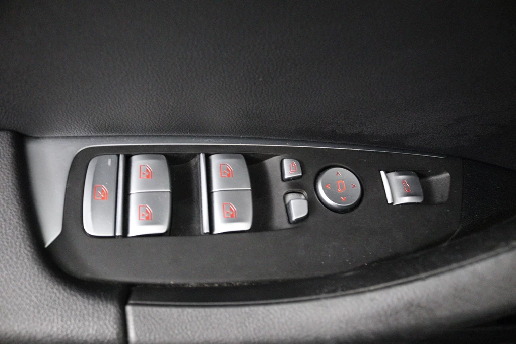 BMW iX3 – foto 11