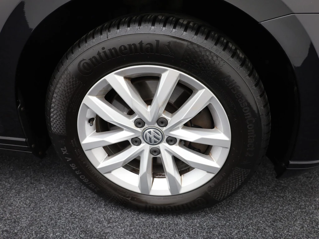Volkswagen Passat – foto 33