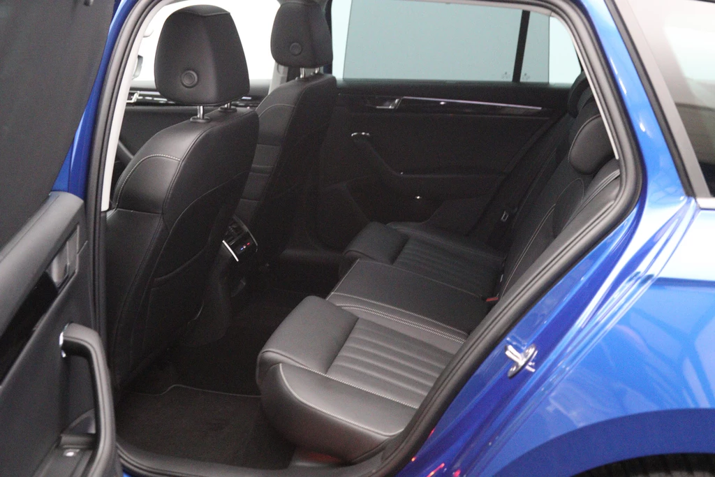 Škoda Superb – foto 39