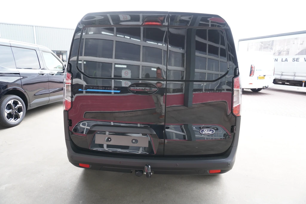 Ford E-Transit Courier – foto 4