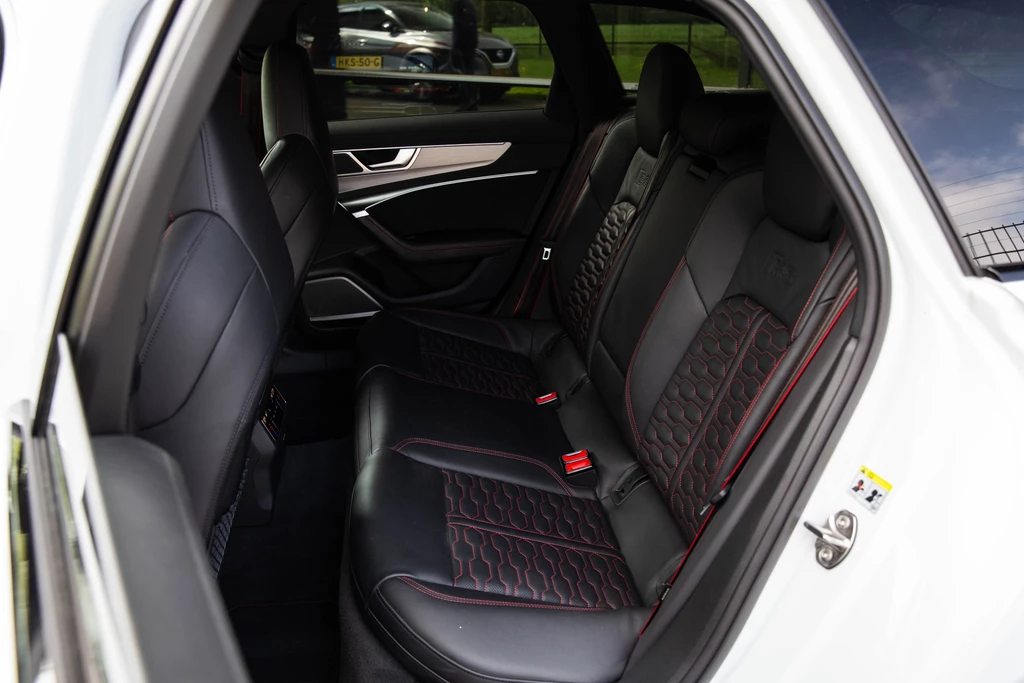 Audi RS6 – foto 11