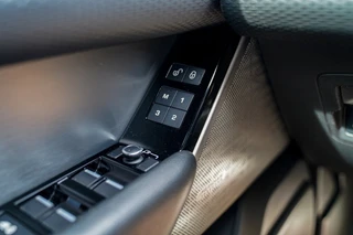 Land Rover Range Rover Velar – thumbnail 30