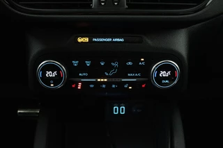 Ford Kuga – thumbnail 15