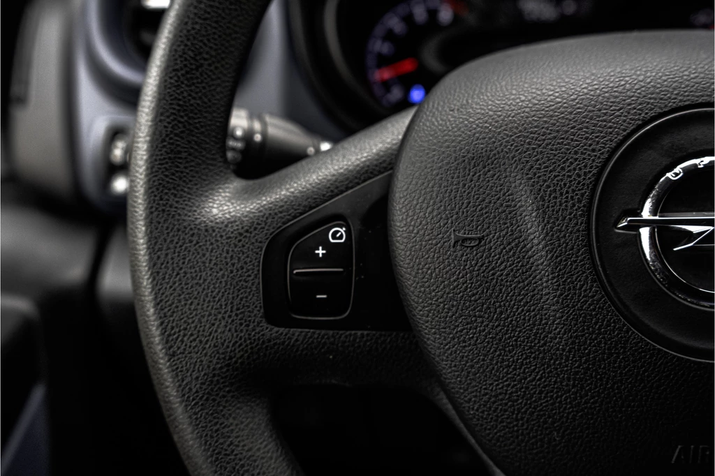 Opel Vivaro – foto 18
