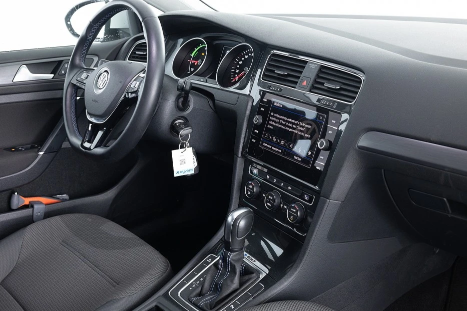Volkswagen e-Golf – foto 7