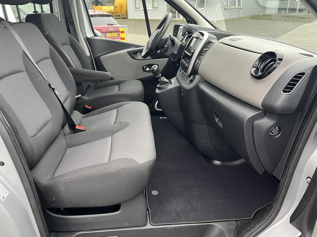 Renault Trafic – foto 23