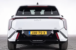 Kia EV4 – thumbnail 3
