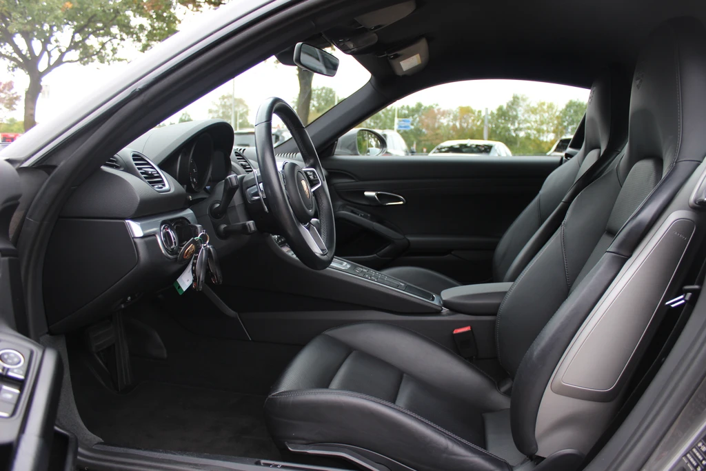 Porsche 718 – foto 12