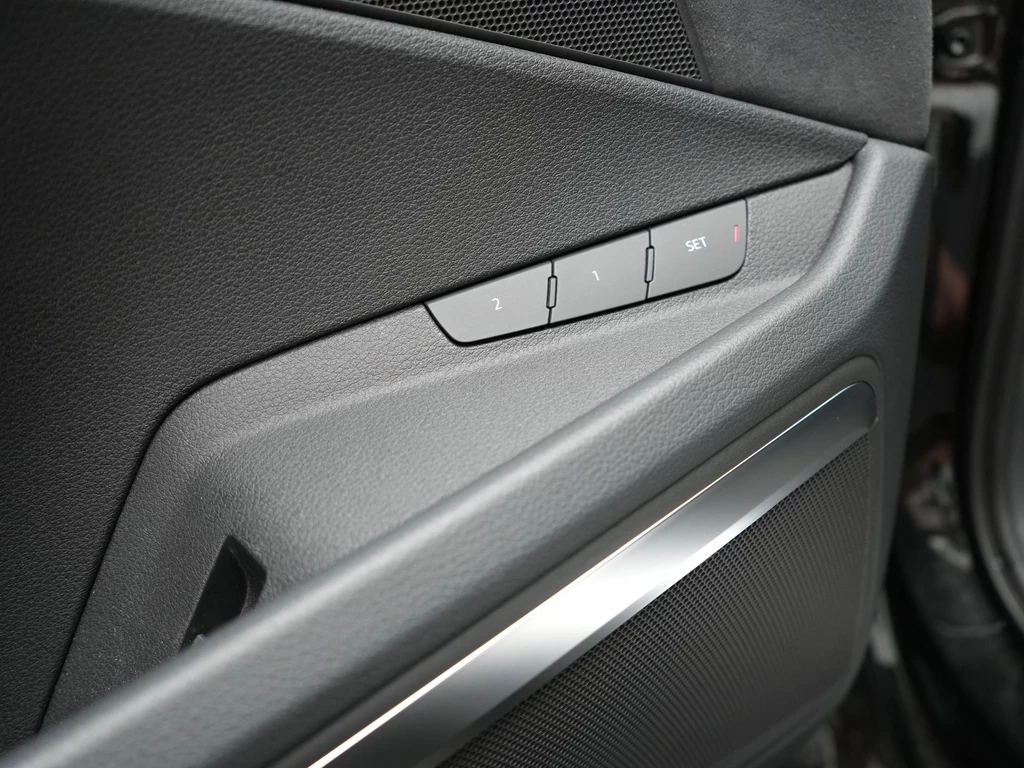 Audi Q8 Sportback e-tron – foto 21
